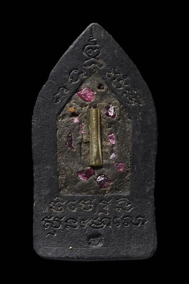 Amuleto tailandés Khun Phaen negro Phri presa relleno Jindamanee polvo gema plata Takrud Foto 4 de 4