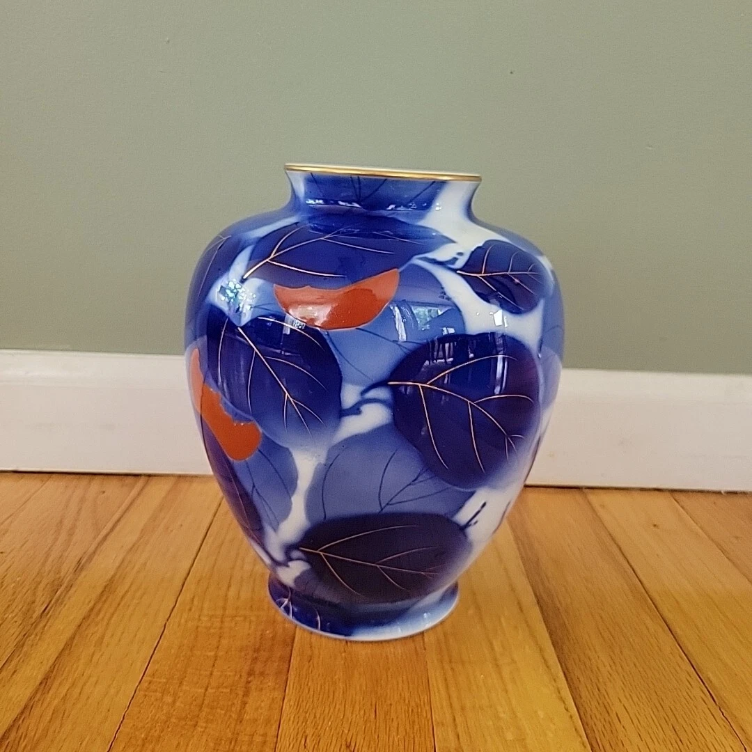 Porcelain & Pottery Blue Vintage Original Antique Japanese Vases