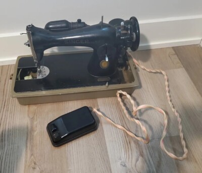 VINTAGE SINGER SEWING MACHINE 125255 Part or Repair | eBay
