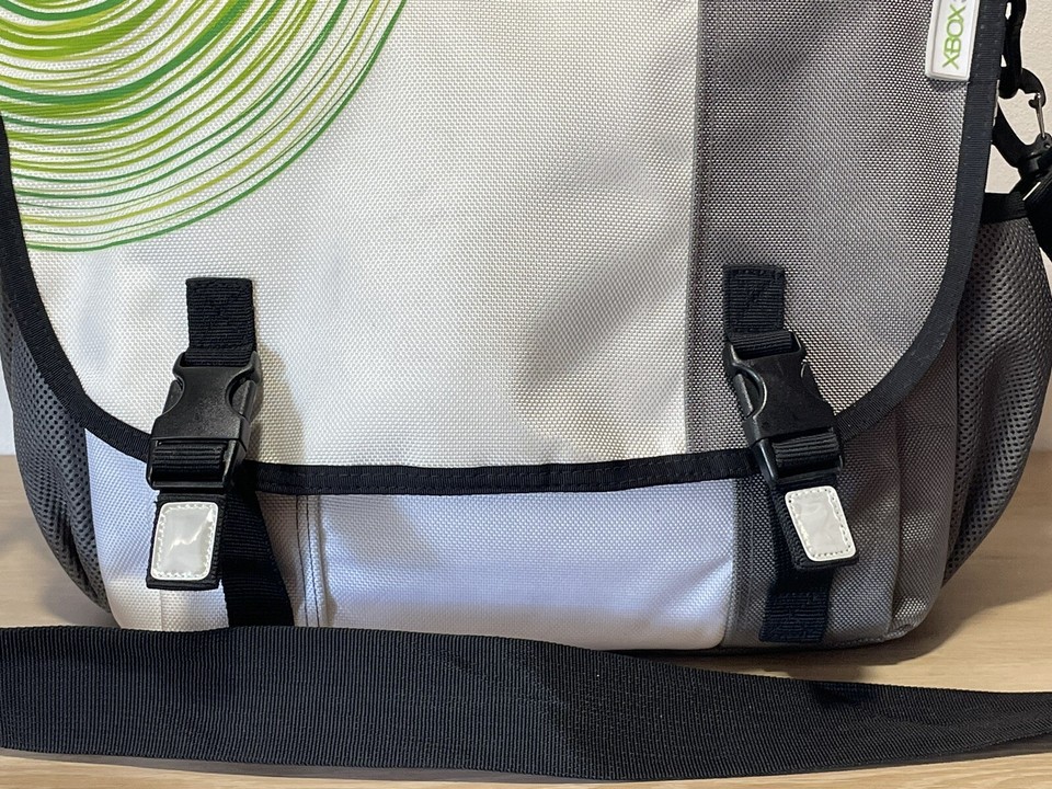 XBOX 360 Travel Case Shoulder Bag ( READ BELOW) 👇🏼 eBay