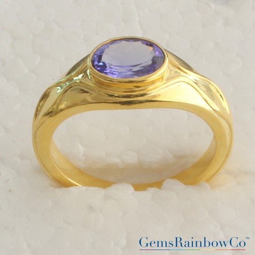 Ring of Vilya, Solid Gold ring set with a Natural 9x7 Faceted Indigo Tanzanite - Picture 5 of 21