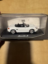 Official Porsche 1:43 Minichamps Silver Boxster