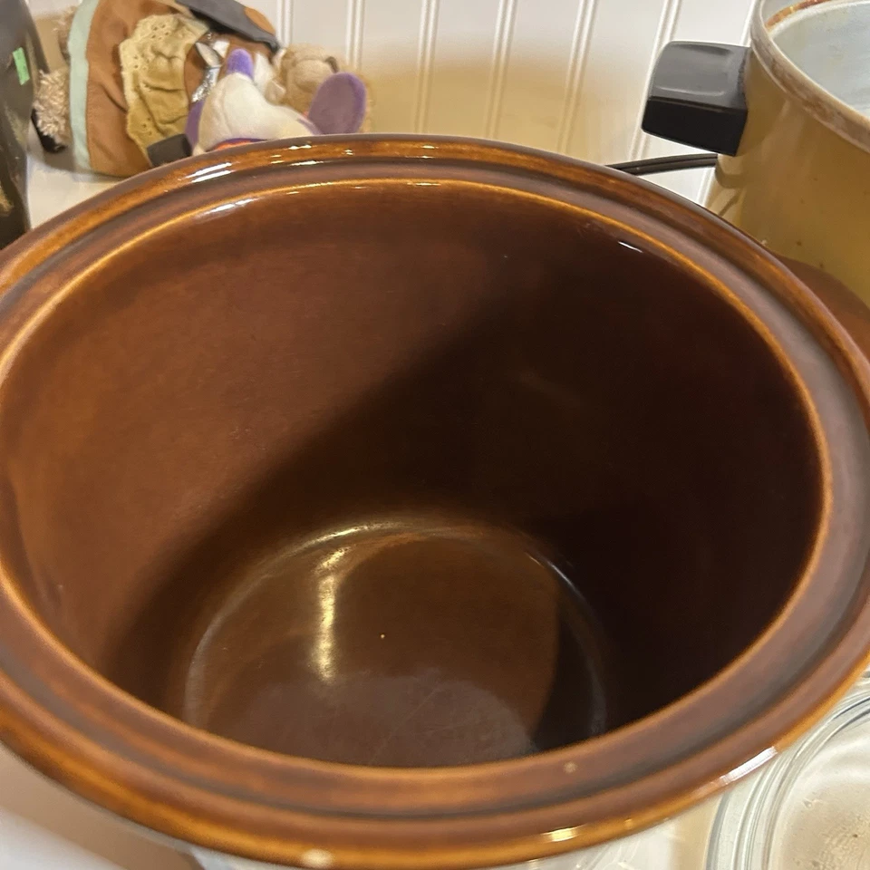 Olla de cocción lenta Betty G de colección Abbott NY EE. UU. Probada verduras de cangrejo verde Foto 4 de 4