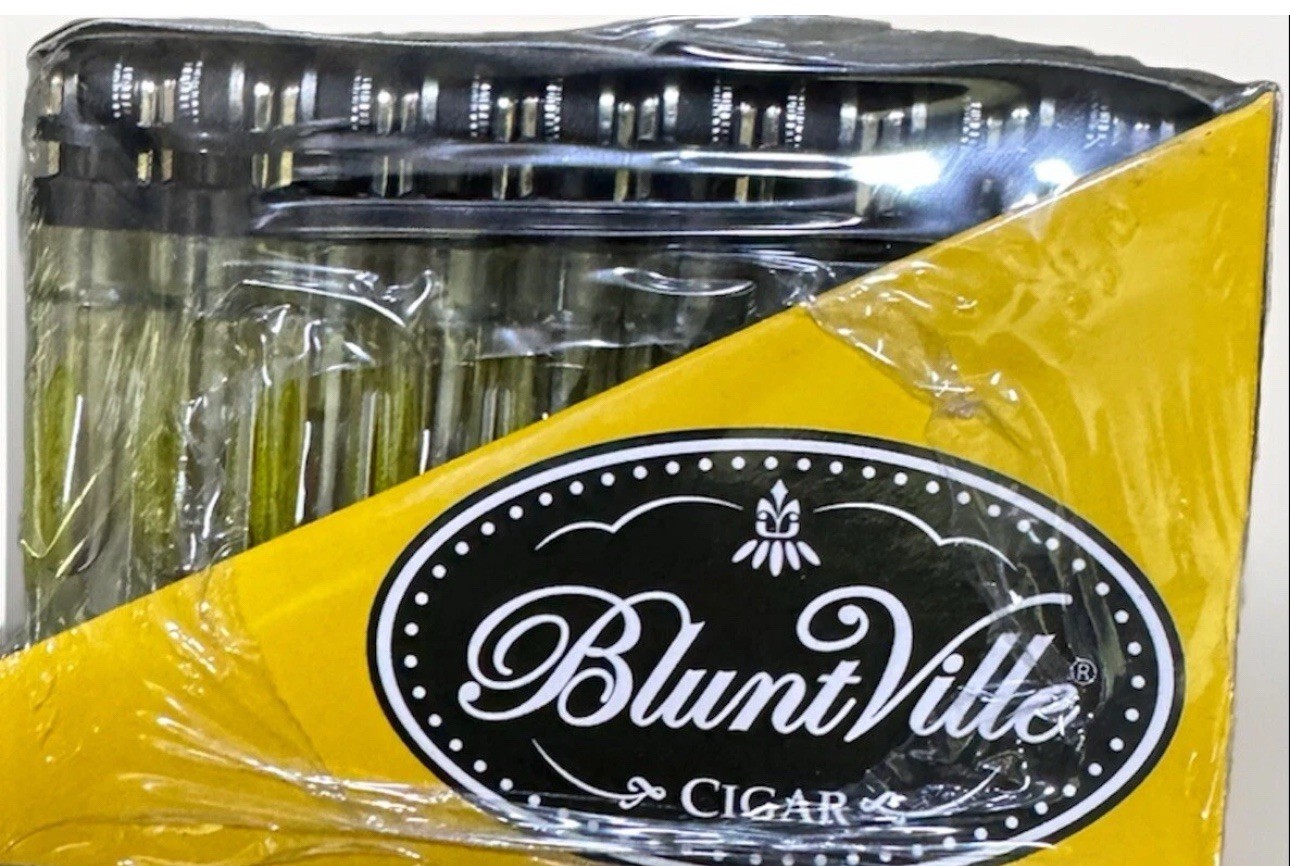 1000  Disposable Lighters &mdash; 20 Packs of 50, Wholesale Bulk Lot