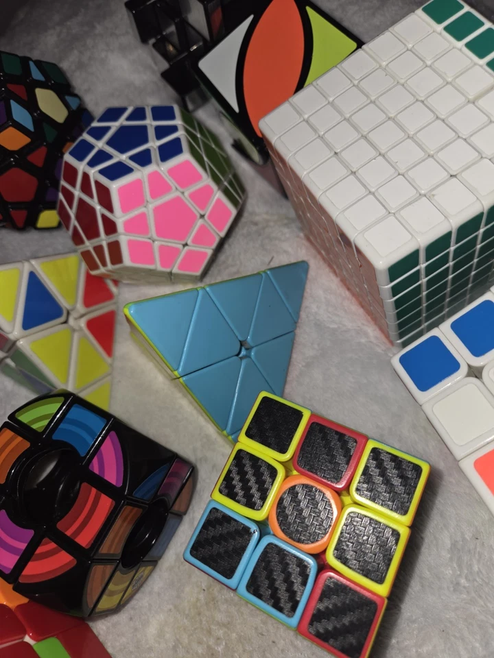 Assortment of 14 different types of rubix cubes that have rarely been used,Tb12u - Image 2 of 4