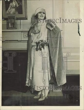 1922 Press Photo Actress Pola Negri Stops in Chicago Enroute to Hollywood