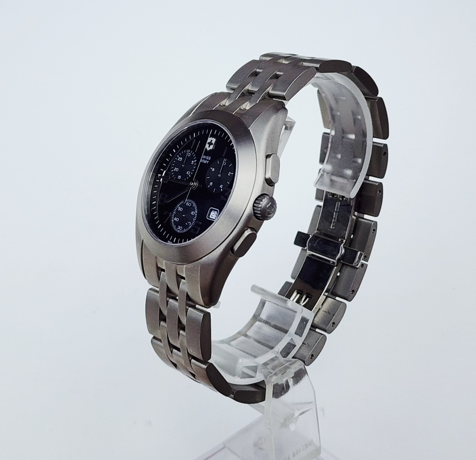 Men's SWISS TITANIUM CHRONOGRAPH Watch VICTORINOX SWISS "Alliance Chrono" 24080