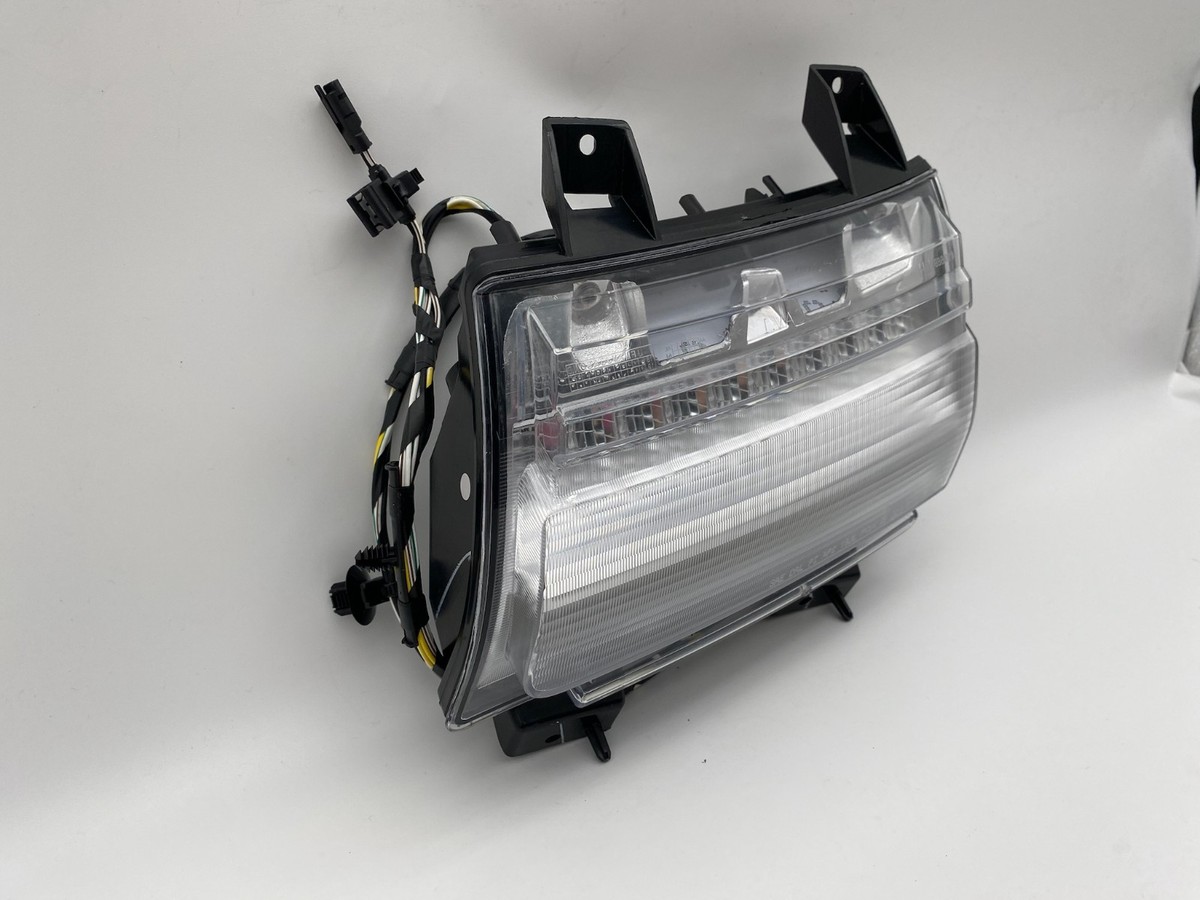 2020-2023 Jeep JT Gladiator Driver Front Turn Signal Light LED w