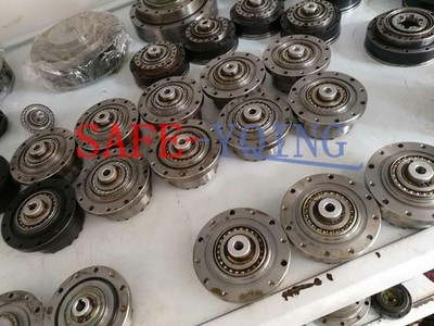 Used 1PCS HD Precision Harmonic Reducer CSF-17-80-2UH CSF 17-80-2UH CSF17-80-2UH