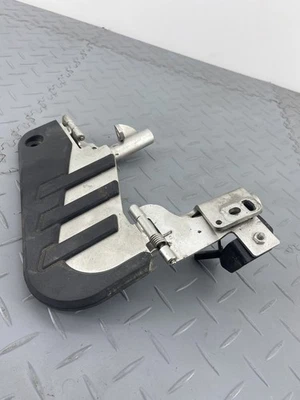 BMW K1600B K1600GTL K1600 K61 2023 PLAQUE PIED DROIT RH RUNNING BOARD (ABÎMÉ) - Photo 1/4