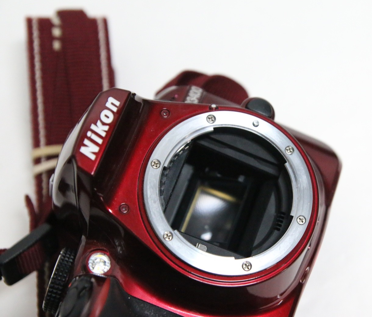 Nikon D3400 Digital SLR Camera Body only 2200 shutter count | eBay
