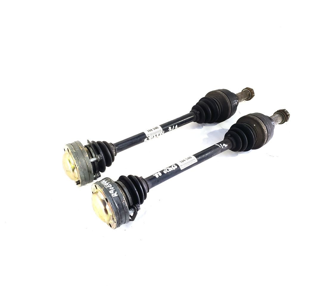 Used Part fits: 2003 Maserati SPYDER CC Grade A