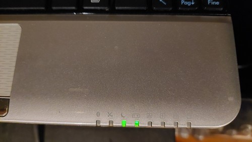 PC Laptop portatile MSI U135 con problemi di boot - Foto 3 di 4