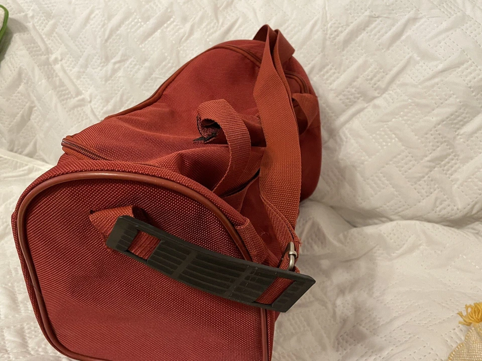 Olympia Red Duffel Bag - Image 4 of 4