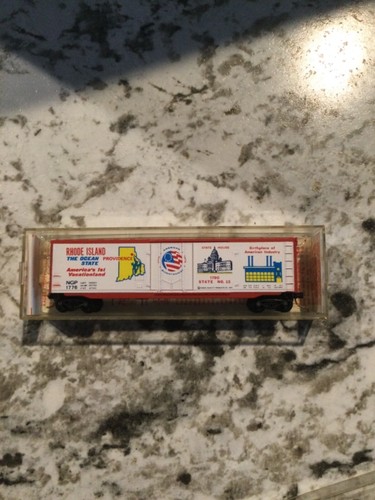 Kadee Micro Trenes Escala N Rhode Island 50' Bicentenario Box Car #38030 | Zustand: New
