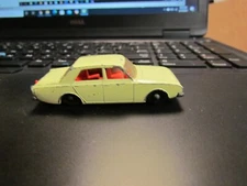  LESNEY MATCHBOX NO 45 Ford Corsair car