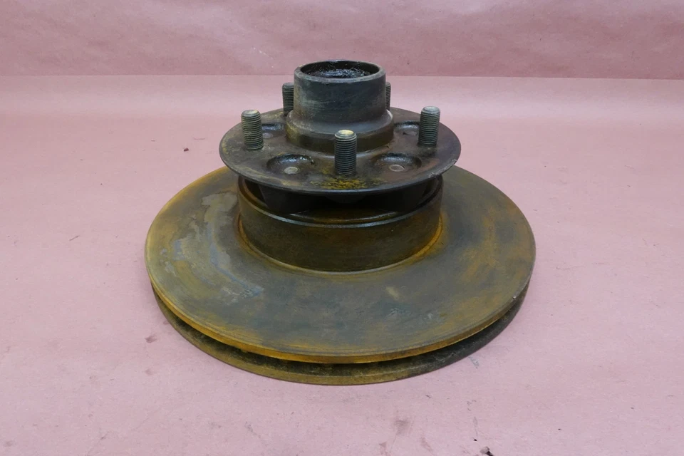 1981-1991 Jaguar XJS HE V12 Front Side Spindle Knuckle A - Image 3 of 4