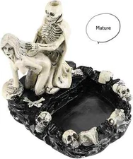 Skull Ashtray Resin Skeleton Ashtray Funny Skull Lovers Figurine Smoking Ashtray