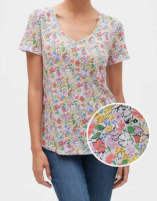 売れ筋商品|||ティー・タハリ カットソー トップス レディース Women's Floral-Print Embroidered V-Neck Blouse Sky Garden Print NEW NWT Womens GAP 100% Cotton V-Neck Easy Tee T-Shirt