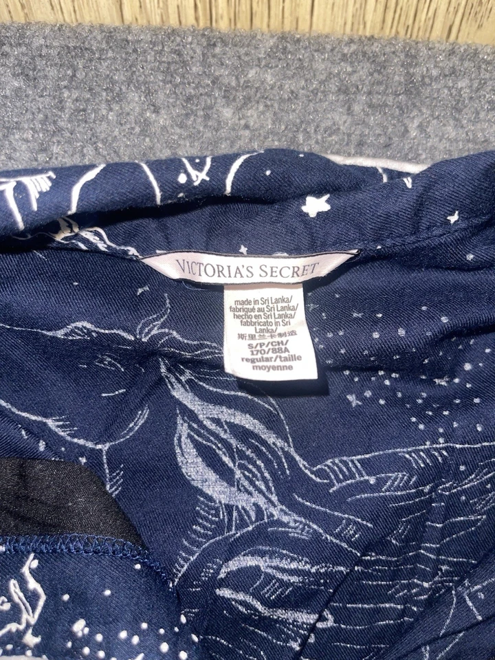 Victorias Secret Women's Sz S Navy Blue Pajama Set Pegasus Print Long Sleeve - Image 3 of 4