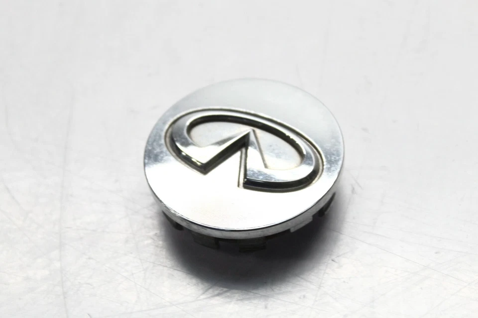 Infiniti G35 G37 2003-20015 tapa central de rueda cromada única OEM P7793 Foto 2 de 4