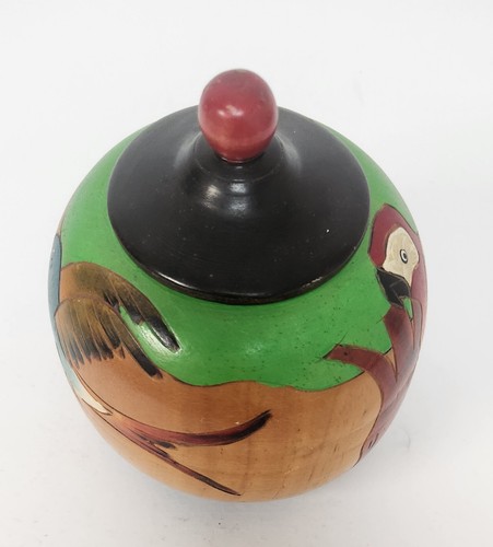 "Caja baratija de madera vintage tucán arte popular tallada a mano y jadeada redonda 5"" con tapa" - Imagen 4 de 7