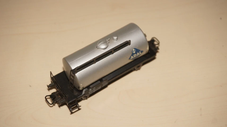 SK1/6] Gauge H0 Märklin 4500 Aral Tank Wagon - Image 2 of 4