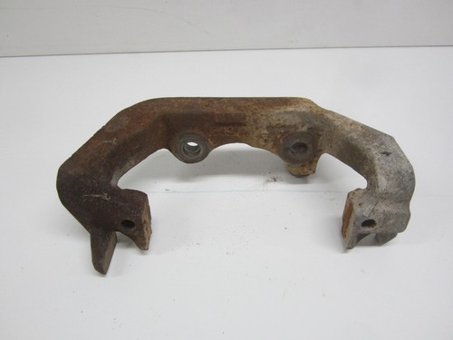 84 85 86 87 Pontiac Fiero SE GT Pinza Freno Delantera Soporte Pasajero Derecho - Imagen 2 de 2