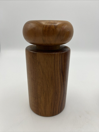 Nissen Denmark Teak Salt and Pepper Shakers Mid Century MCM - Picture 2 of 12