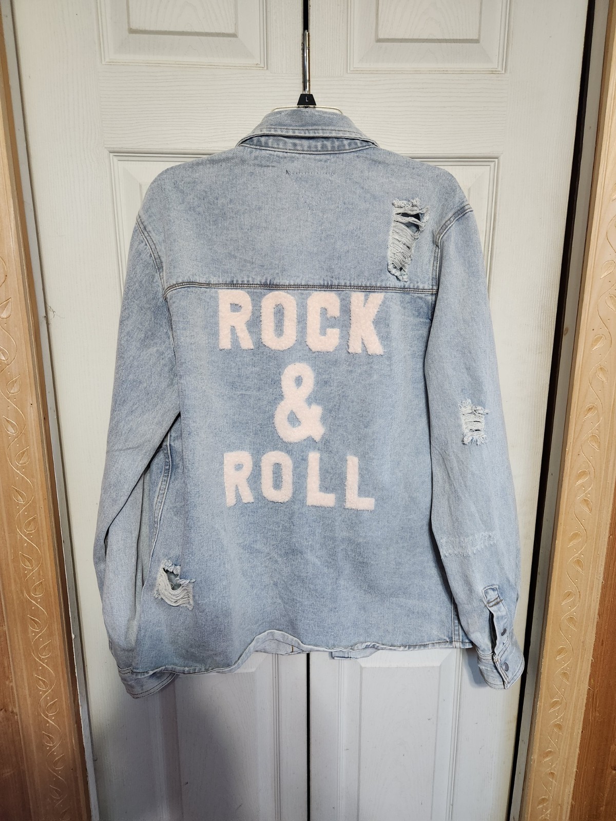 Womens Trio Urban  Rock & Roll Distressed Denim Jacket Size Large