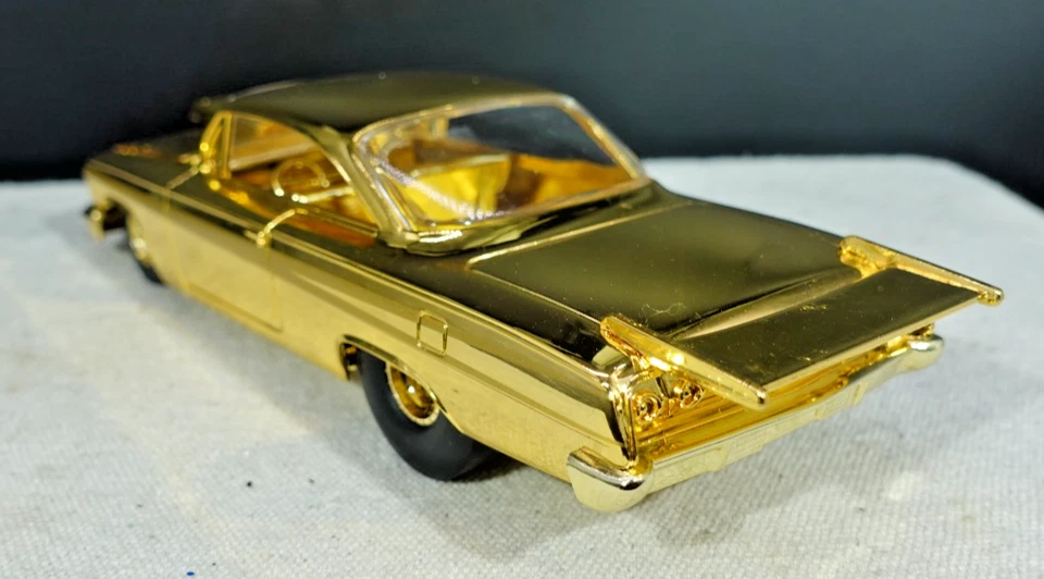 Racing Champions '64 Chevrolet Impala 1/24 - Image 4 of 4