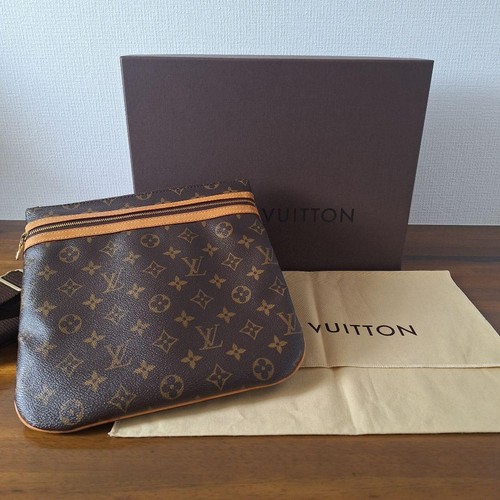 Louis Vuitton Bosphore M40044 Monogram Canvas Travel Bag Used