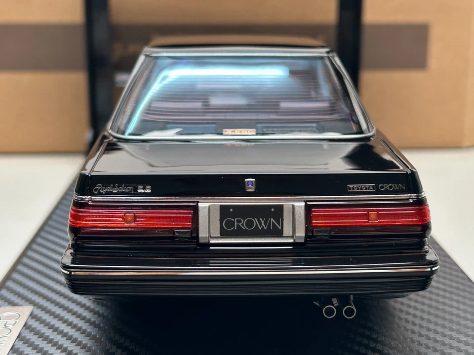 Ignition model 1/18 Toyota Crown 2.8 Royal Saloon G (120) Black-- IG3827 - Image 4 of 4
