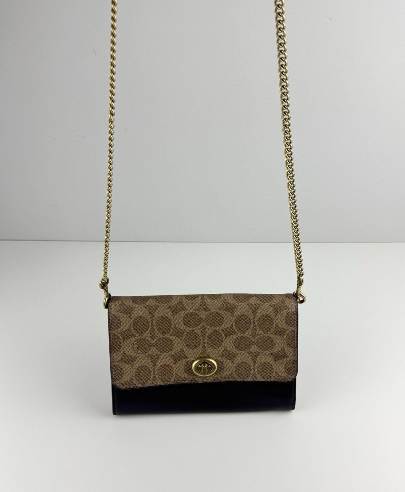 Coach Colorblock Binding Marlow Leather Chain Cro… - image 1