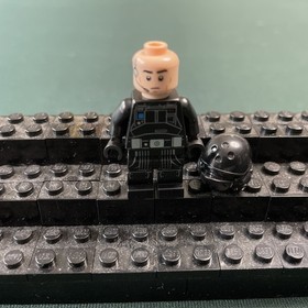 Lego Star Wars Kent Deezling Imperial Ground Crew Minifigure sw0785 75154 2d