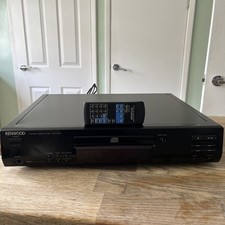 Quality Kenwood DPF-2030 Compact Disc Player with Remote control