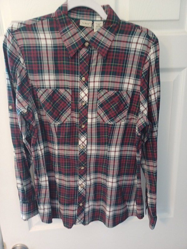 L. L. Bean Womens Plaid 100% Cotton Shirt Size. Long Sleeve, SMALL, Reg