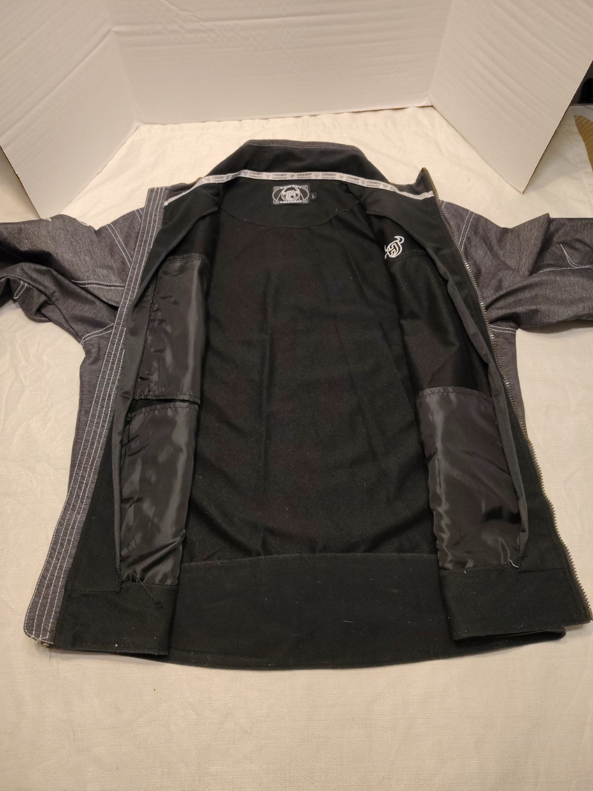 Cowboy Hardware Woodsman Tech Softshell Jacket Me… - image 5