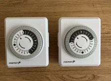 Fosmon Indoor 24 Hour Mechanical Outlet Timer With 2-Outlets 2 Pack NEW