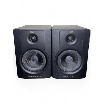 M-Audio BX5 D2 Powered Studio Monitor Speakers (pair) Black, Used