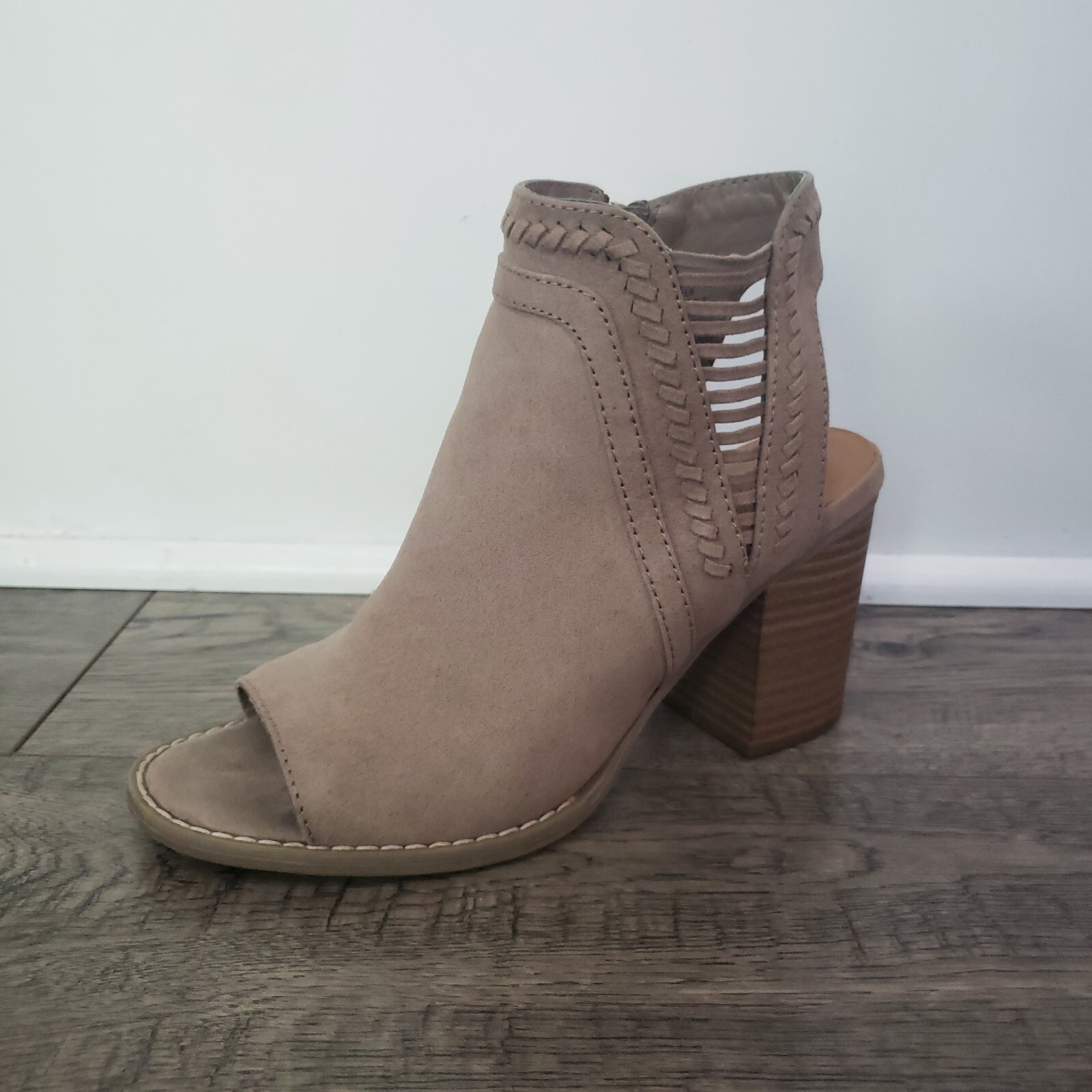 Universal Thread Open Toe Bootie High Block Grayi… - image 5