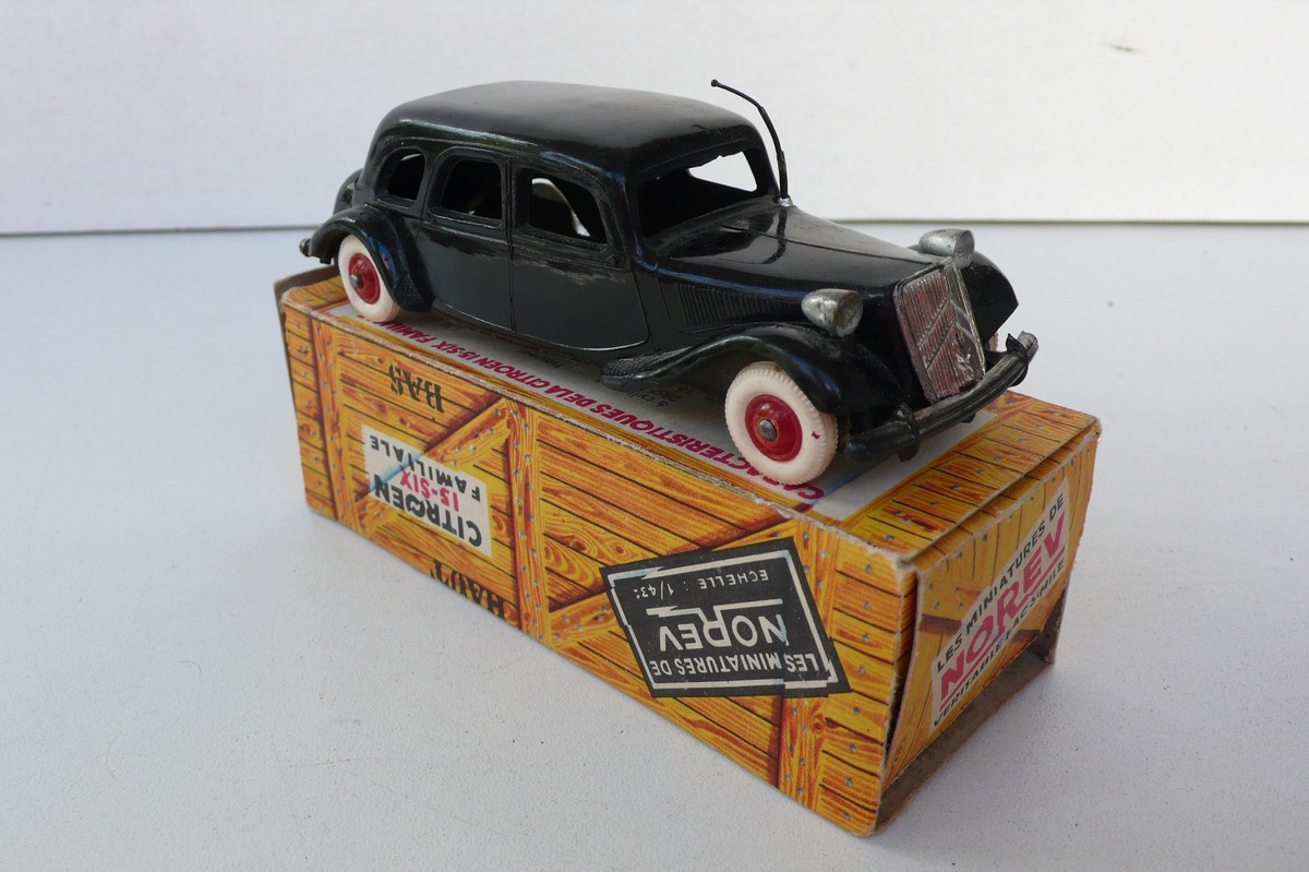 CITROEN TRACTION FAMILIALE 15 Cv 1955 Elysee 1/43 Neuve En Boite Montage Usine EUR 30,00 - FR