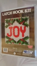 NATIONAL YARN CRAFTS JOY LATCH HOOK KIT XP80 HOLIDAY CHRISTMAS DECOR NIB 12x12"