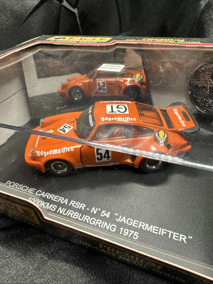 1/43 UNIVERSAL HOBBIES 1975 Jagermeister Porsche 911 Carrera RSR #54 3680 EE. UU. Foto 2 de 4