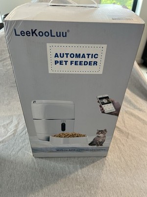Leekooluu Automatic pet feeder HD 1080P Camera Dog  Cat Feeders 6L Wi-Fi