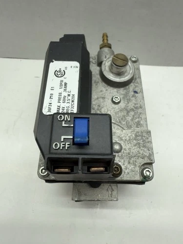 White Rodgers 36F24-210 E1 HVAC Furnace Gas Valve EF32CW204