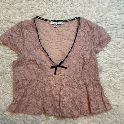 Pretty Garbage Lace Peplum Top sz Medium Pink Excellent V-Neck Bow Cap Sleeve