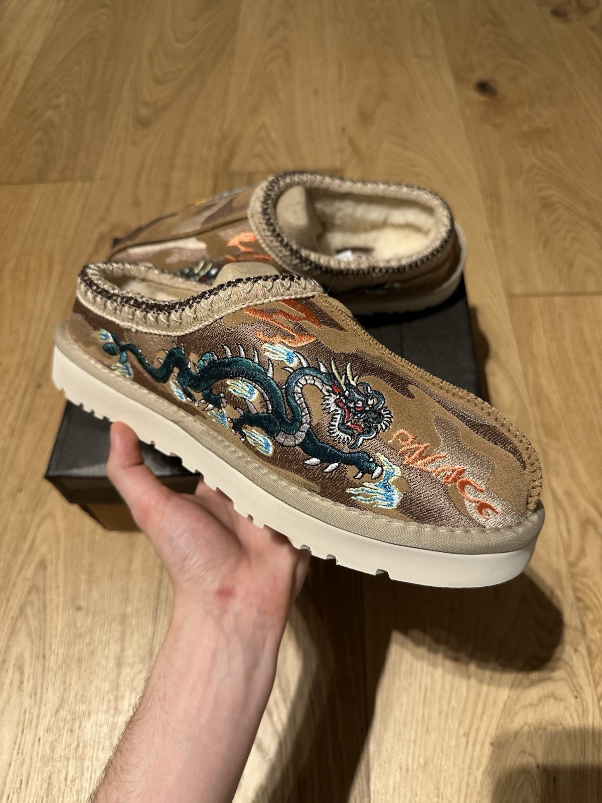 Palace X Ugg Tasman Embroidered Slippers Chestnut Camo Size Uk 10 image 4