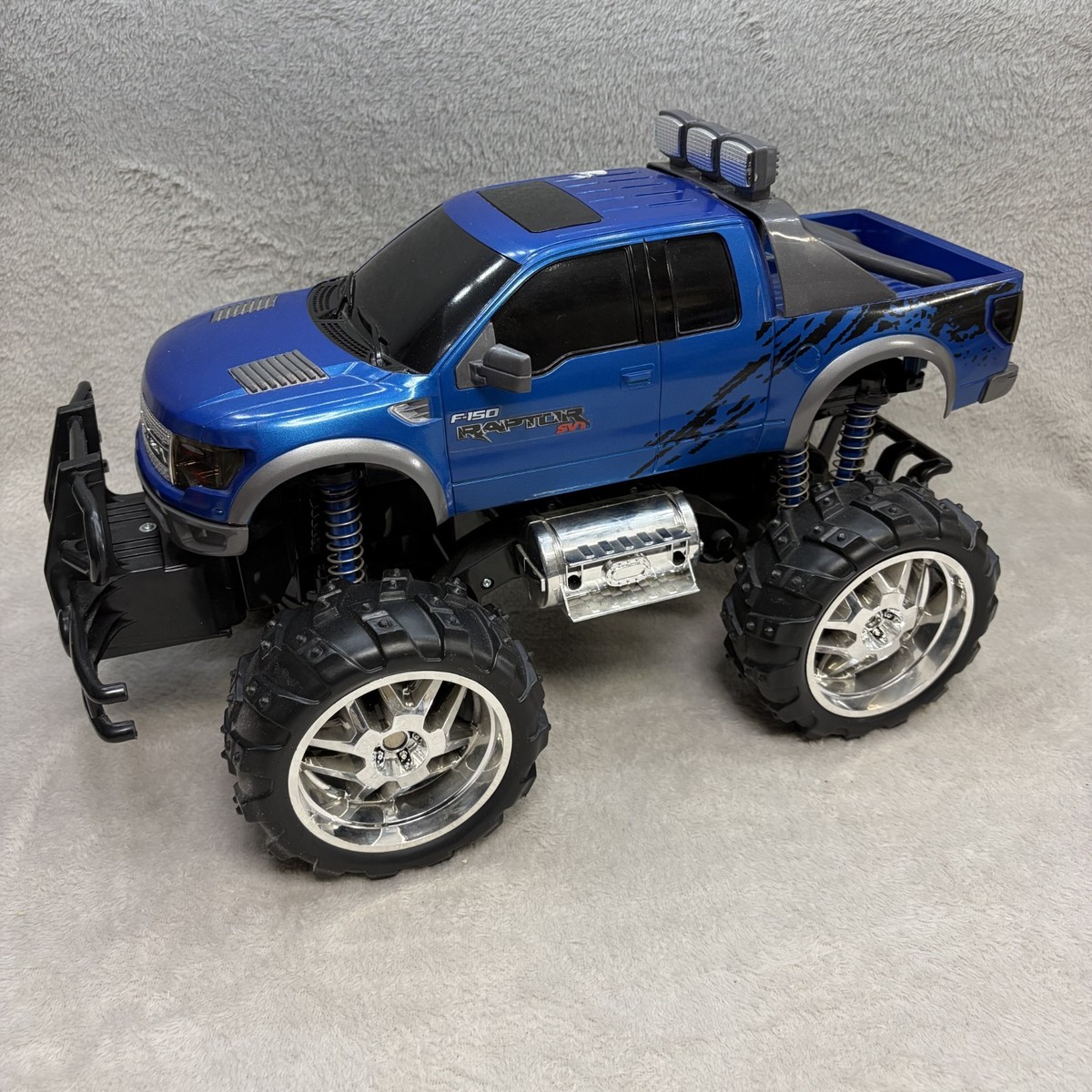 Toys R Us Ford F-150 Raptor SVT RC Monster Truck 49.86 MHz Fast