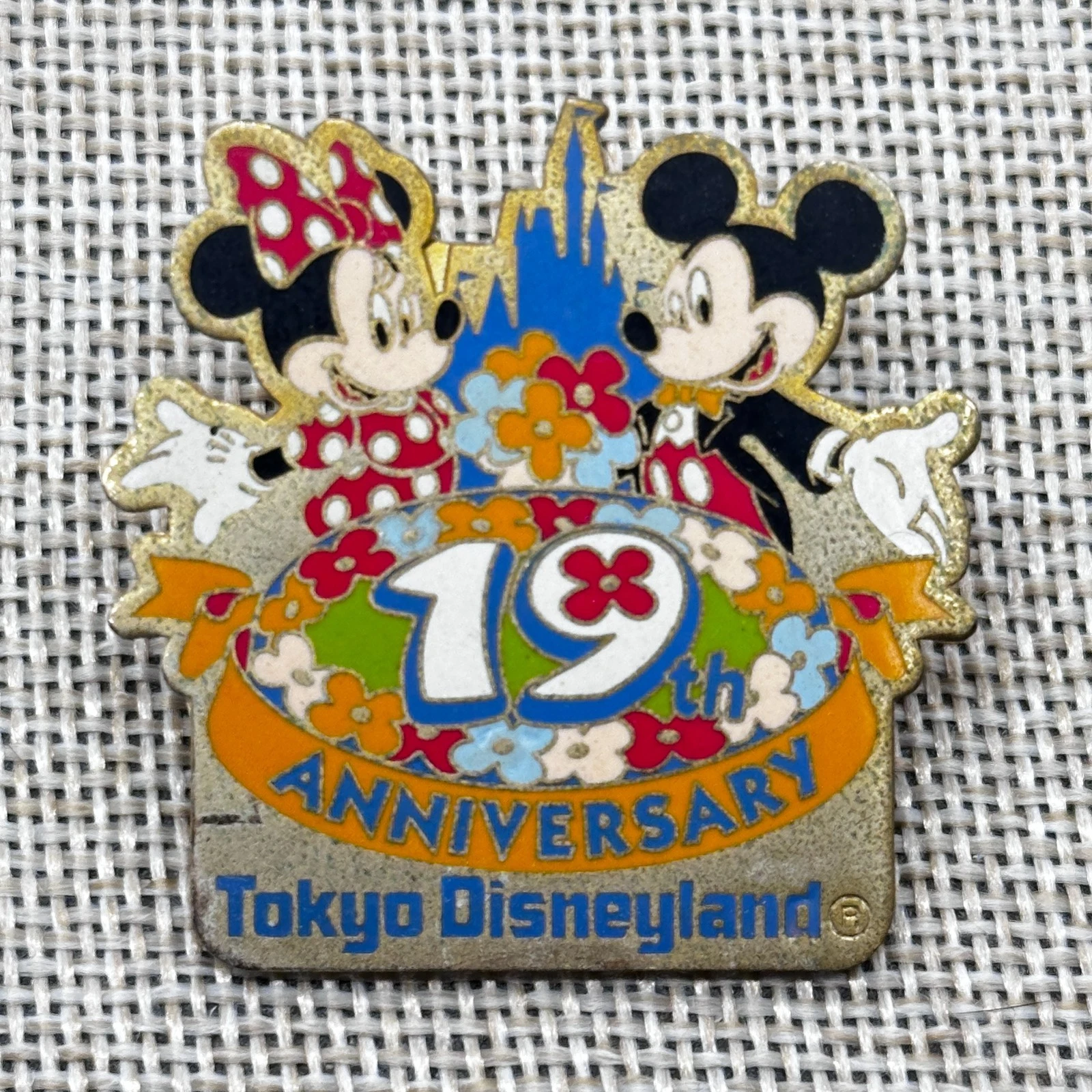 Tokyo Disney Resort Pin 2002 TDL 19th Anniversary Mickey & Minnie